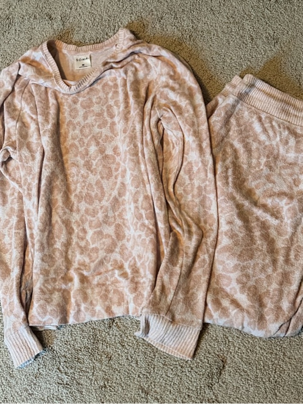 Soma Pink Leopard-Print lounge Set